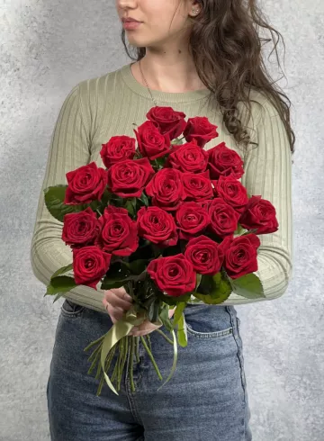 Букет цветов «21 красная роза, как ты любишь» от интернет-магазина цветов в 