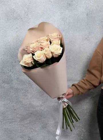 Букет цветов «11 роз сорта Талея» от интернет-магазина цветов в 