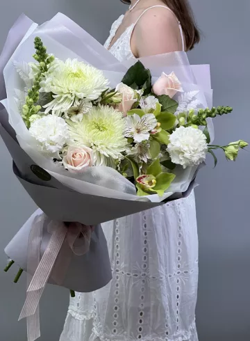 Авторский букет «Прелесть свежих цветов» от интернет-магазина цветов в 