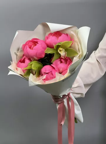 Букет цветов «Тропическое дуо» от интернет-магазина цветов в 