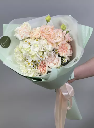 Авторский букет «Шелковый» от интернет-магазина цветов в 