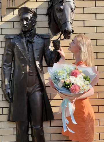 Авторский букет «В гости к Печорину» от интернет-магазина цветов в 