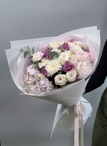 Букет цветов «Прохлада в тени» от интернет-магазина цветов в 