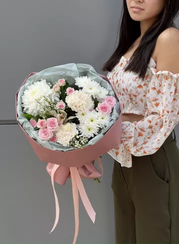 Букет цветов «Привлекателен как ни крути» от интернет-магазина цветов в 