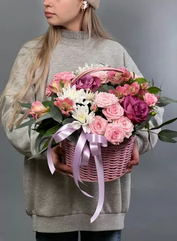 Букет цветов в корзине «Любовь выше гор» от интернет-магазина цветов в 