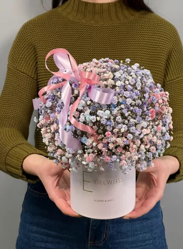 Букет в коробке «Лиловый и пышный» от интернет-магазина цветов в 