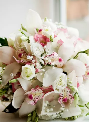 Букет невесты «Благородный» от интернет-магазина цветов в 