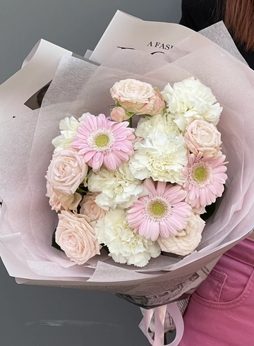 Букет «Свежесть диантуса»  от интернет-магазина цветов в 