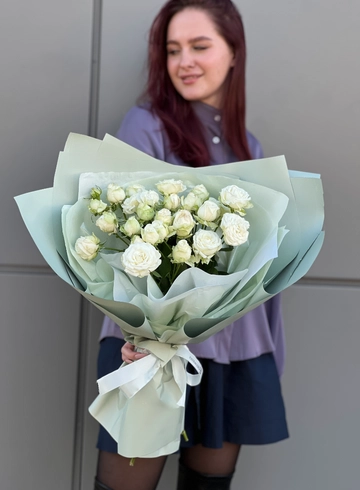 Букет из кустовой розы &laquo;Нежный вальс&raquo; от интернет-магазина цветов в 