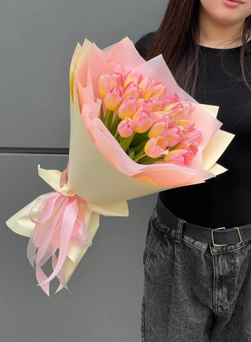 25 розовых тюльпанов от интернет-магазина цветов в 