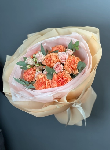 Персиковые гвоздики от интернет-магазина цветов в 