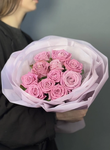 Монобукет из 11 роз Маритим от интернет-магазина цветов в 