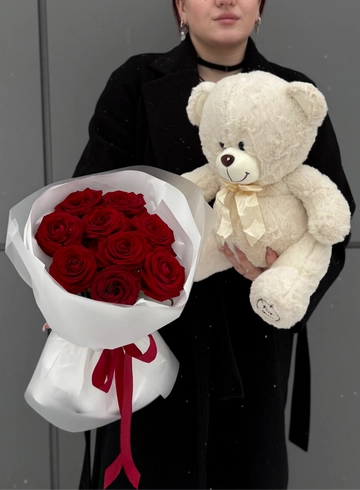 Комбо с красными розами и кремовым мишкой  от интернет-магазина цветов в 