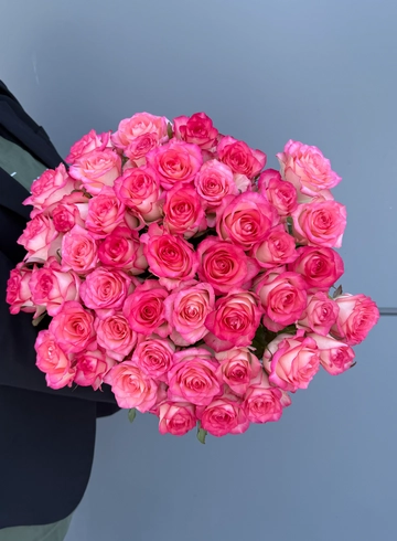 Букет из 51 розовой розы от интернет-магазина цветов в 