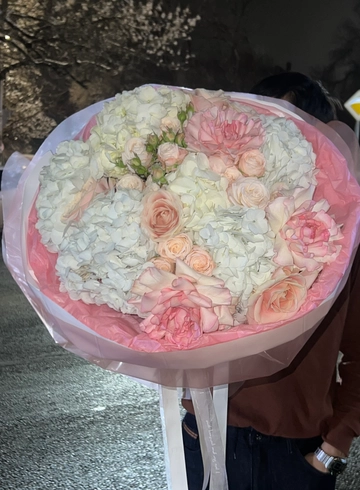 Букет PREMIUM  от интернет-магазина цветов в 